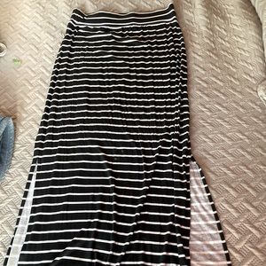 Ana- M long maxi skirt with side slits